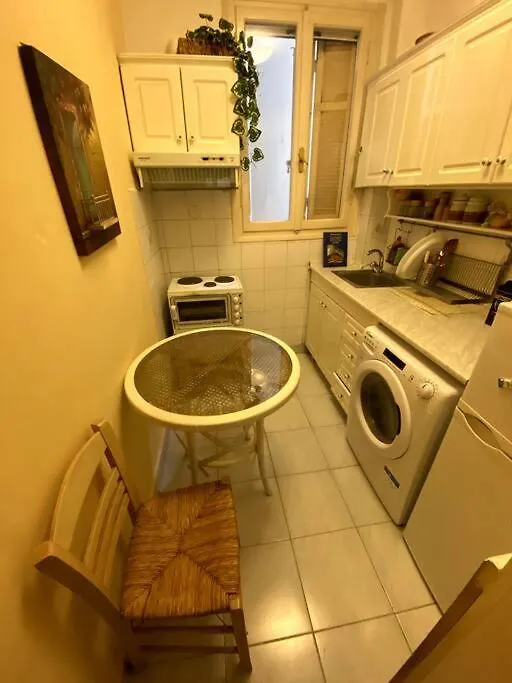 Apartment Ferienwohnung Cute 2Bdrm In Salonica Center